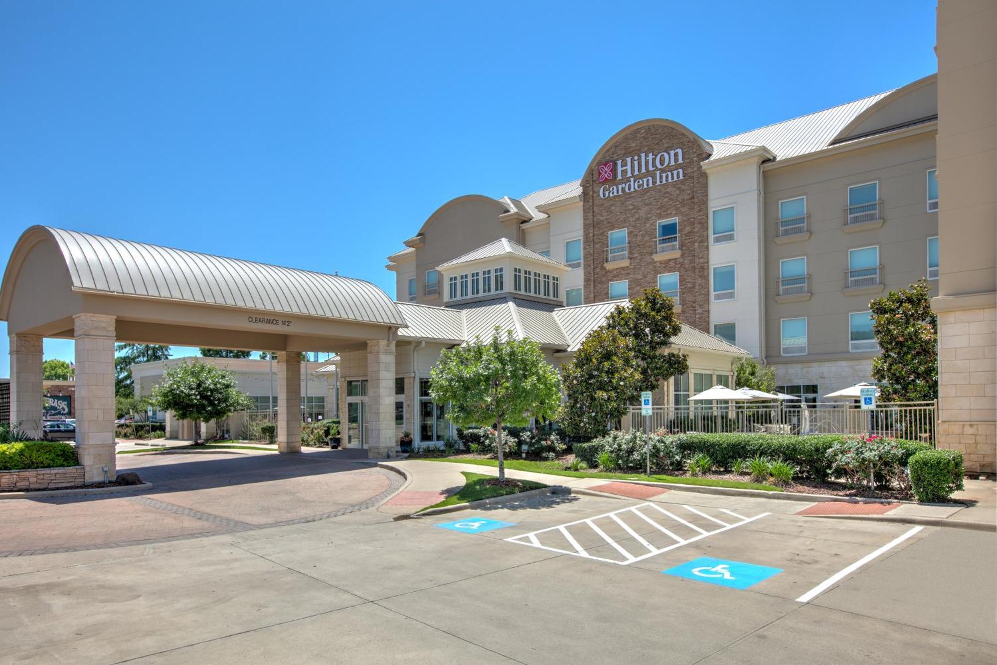 Hilton Garden Inn Dallas Arlington Exterior foto